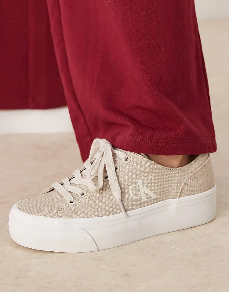 Calvin Klein Jeans Vulc Flatform Canvas Trainers In Beige For Women Eggshell/creamy Wh 4 Calvin Klein Jeans Vulc Flatform Canvas Trainers In Beige For Women Eggshell/creamy Wh - Image 4