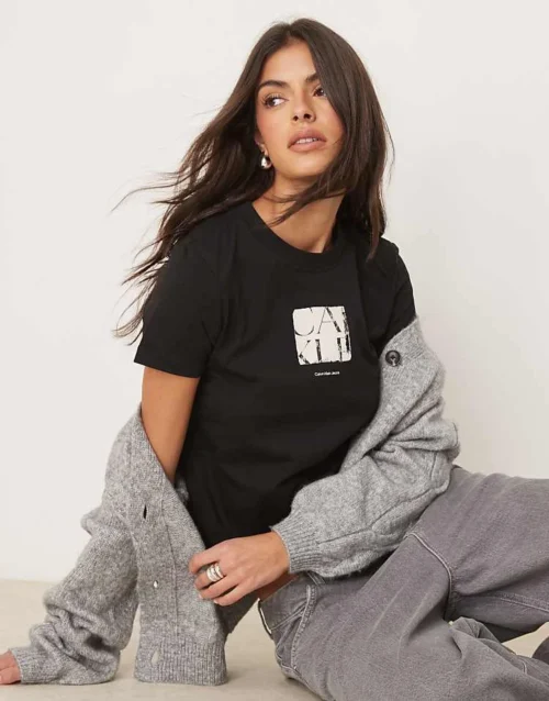 Calvin Klein Jeans Box Graphic T-shirt In Black For Women Ck Black