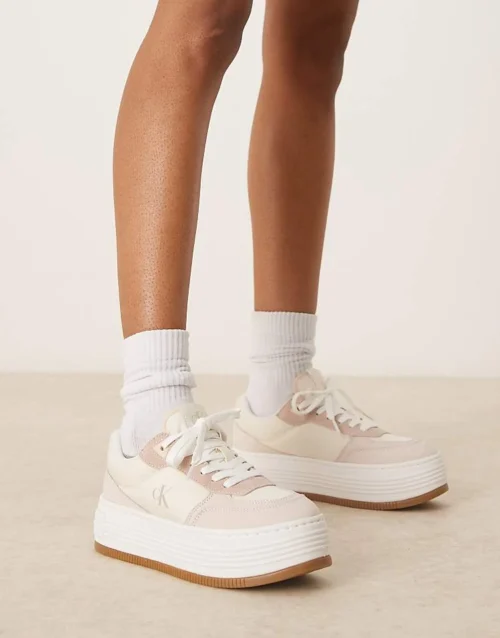 Calvin Klein Jeans Flatform Trainers In Off White With Gum Sole For Women Creamy White/ Pink